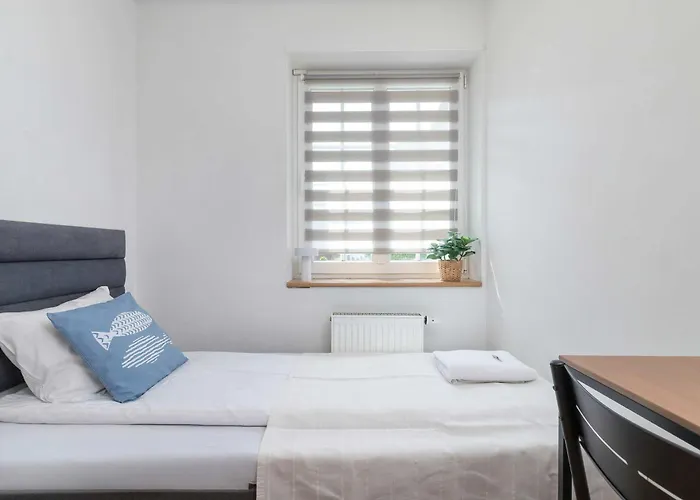 Lana 6 Bedrooms With Parking And Terrace Near The In By Renters Dom wakacyjny *