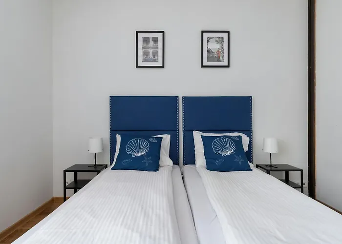 Lana 6 Bedrooms With Parking And Terrace Near The In By Renters Dom wakacyjny Sopot