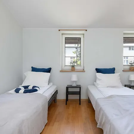Lana With Parking And Terrace Near The In By Renters * Сопот