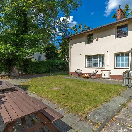 Lana With Parking And Terrace Near The In By Renters Сопот
